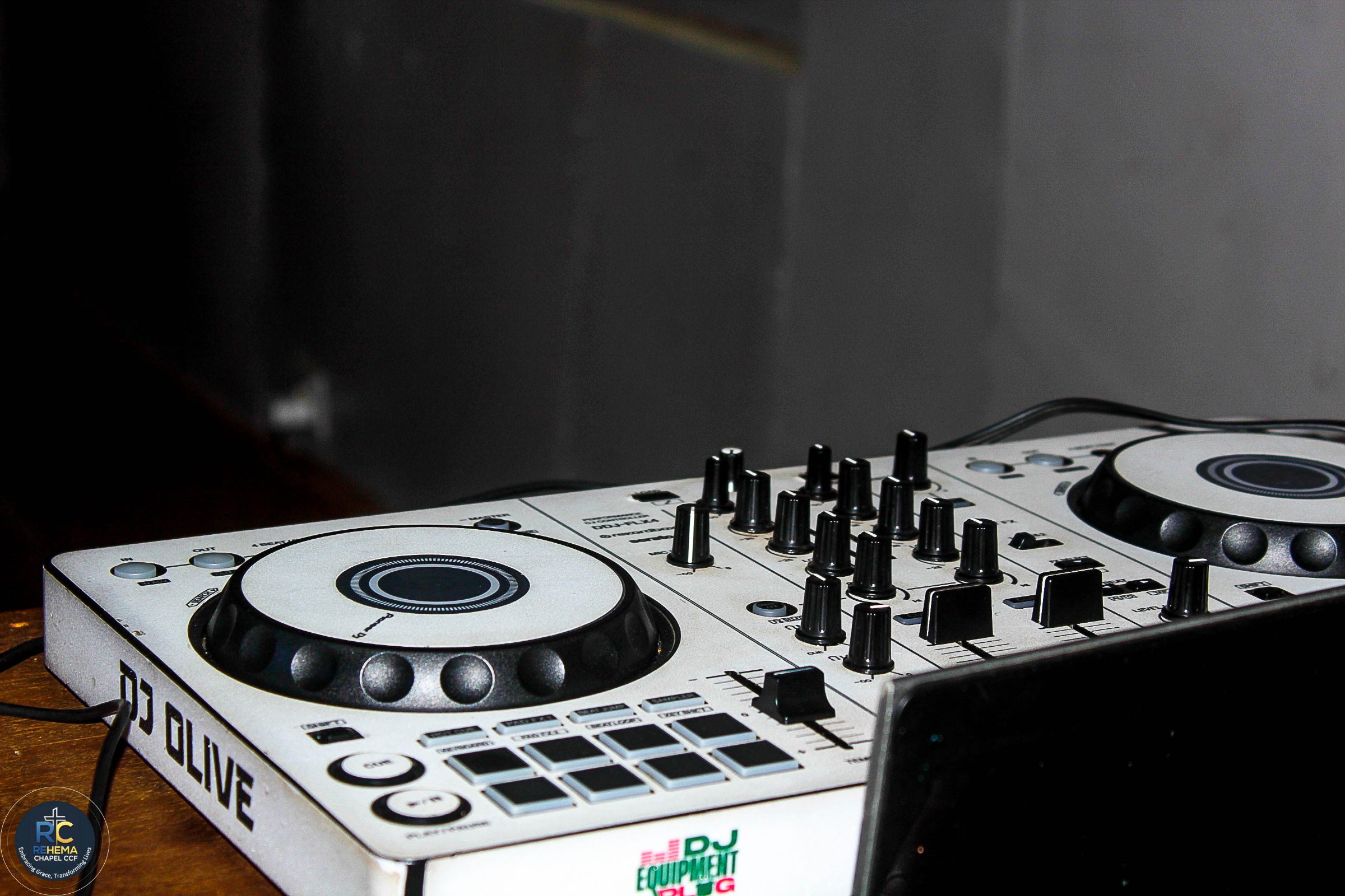 RCCF-9743_c.jpg